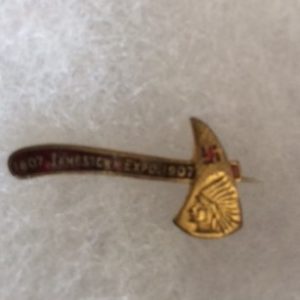 1607 to 1907 Jamestowne Exposition small hachet pin