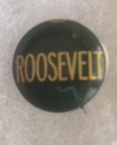 Small Blue and White Roosevelt Name Pinback